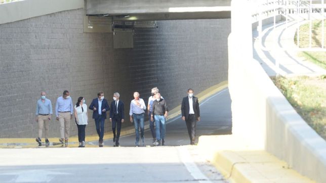 garro y meoni inauguraron el paso bajo nivel del tren roca en 1 y 32