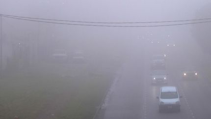 La Plata amaneció cubierta de niebla en un martes fresco y con mucha humedad