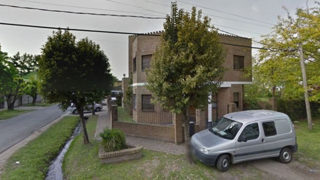 pesadilla en gonnet: vestidos como policias y a los mazazos desvalijaron a una familia