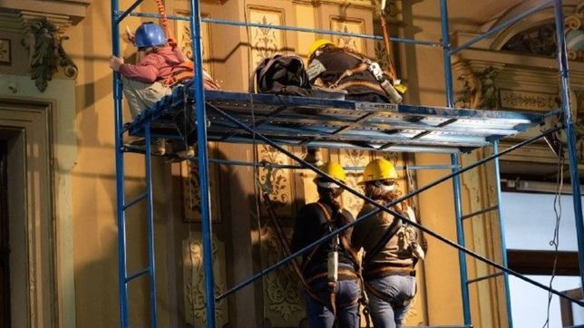 provincia continua con las tareas de restauracion del interior de la casa de gobierno