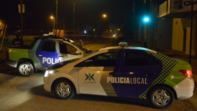 salvaje robo una pareja en la plata: los ataron, golpearon y huyeron con 80.000 pesos