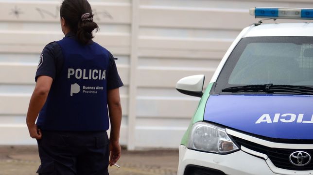 tres delincuentes que contaban con informacion previa asaltaron a un comerciante de la plata y se llevaron millones