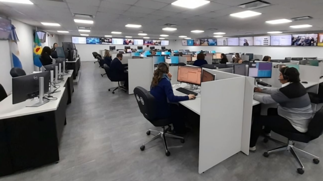 trabajadores publicos conformaron un frente de sindicatos estatales y marchan este lunes