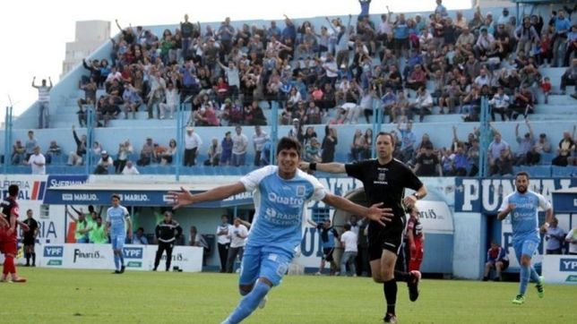 pedro troglio ensaya equipo y haria debutar a maximiliano comba en tucuman