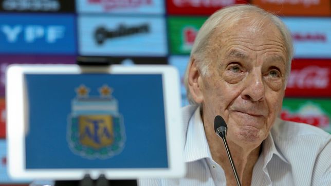 murio cesar luis menotti, el primer tecnico campeon del mundo con argentina