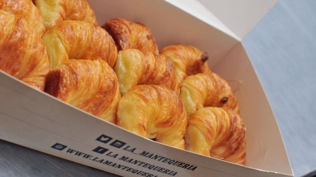 rompieron con una baldosa la entrada de la mantequeria y robaron la recaudacion