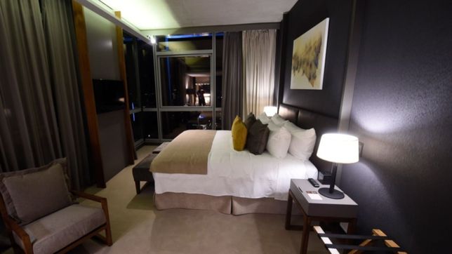 estos son los hoteles de la plata en los que deberan aislarse quienes vuelvan del exterior