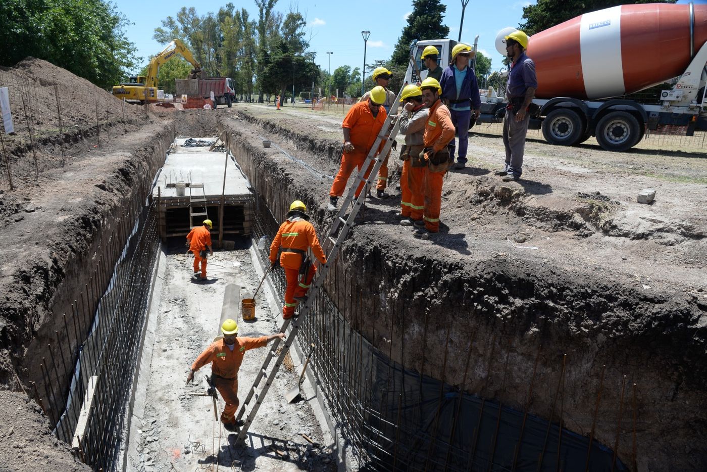 Alak y Katopodis en las obras hidráulicas de La Plata.