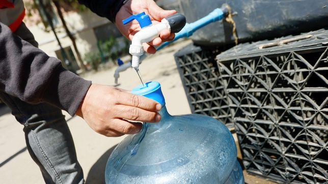 una amplia zona del centro de la plata quedo sin agua y absa explico las razones