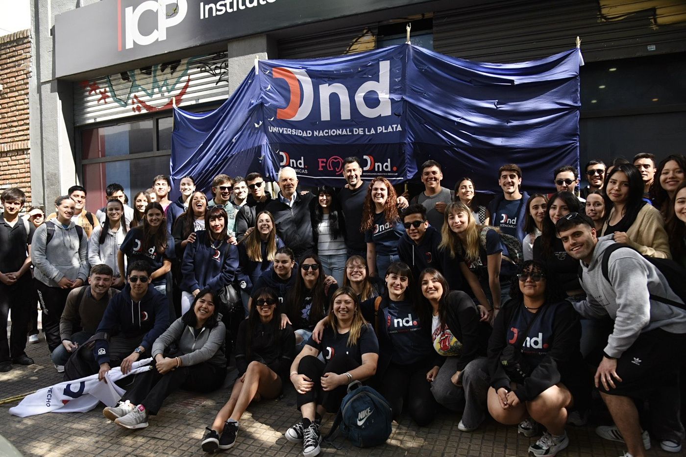 Julio Alak Marcha Federal Universitaria.jfif