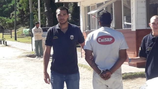 abuso del hijo de su expareja durante dos anos y huyo, pero lo detuvieron por estafador