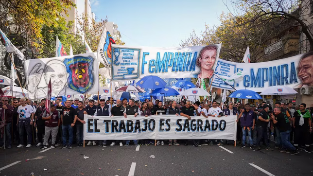 un nuevo fallo beneficia al gobierno y la reforma laboral no se tratara en la justicia laboral