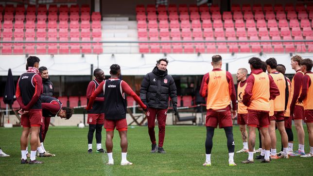 el pincha sumo otra baja y se complica la definicion de un lateral izquierdo