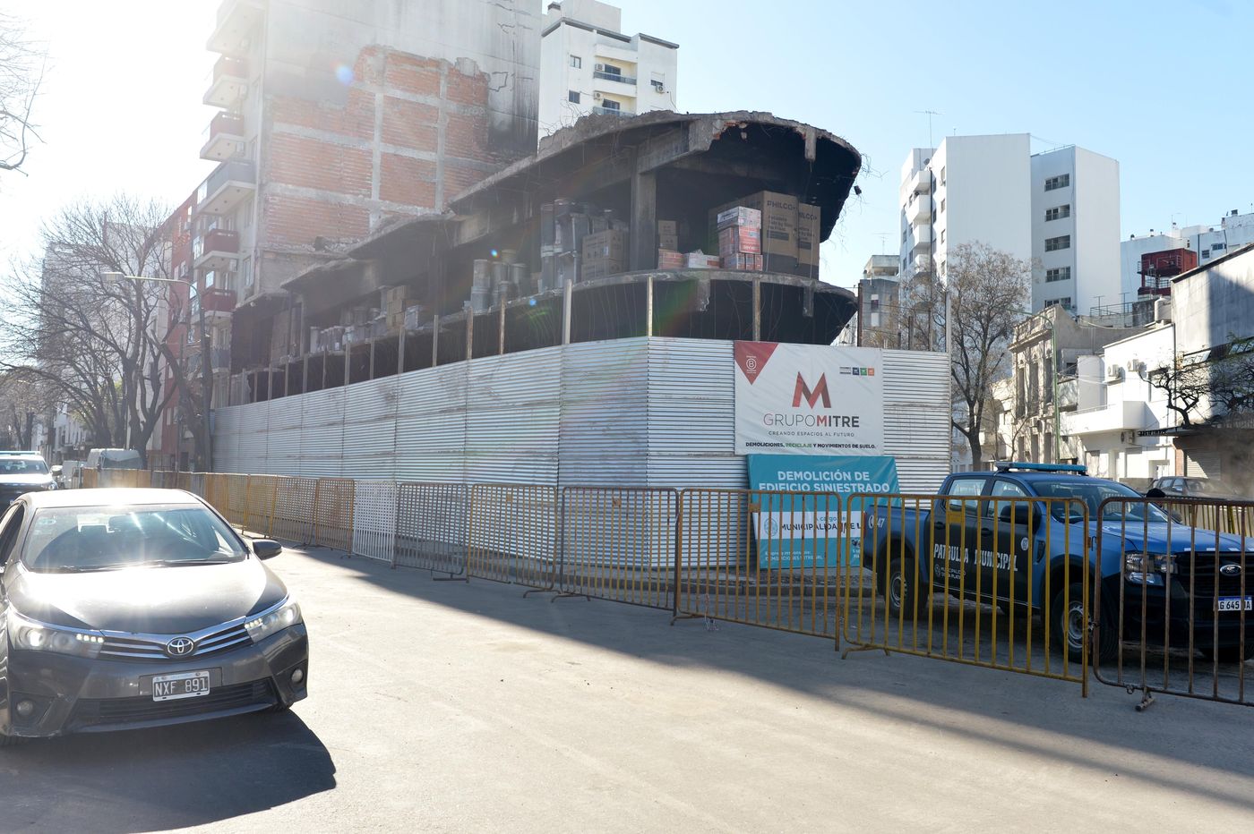 Demolición depósito de Aloise (2)