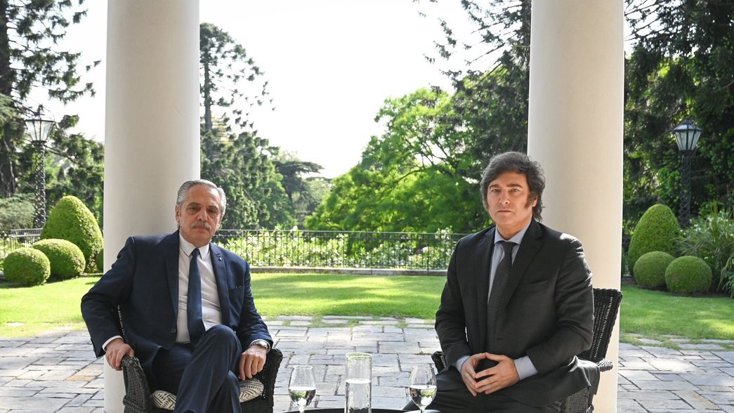 Alberto Fernández y Javier Milei tuvieron su primera reunión