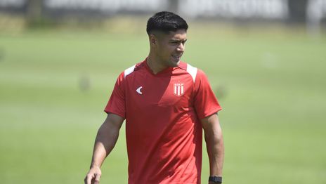 Núñez o Palacios: ¿qué piensa hacer Domínguez para el clásico platense?