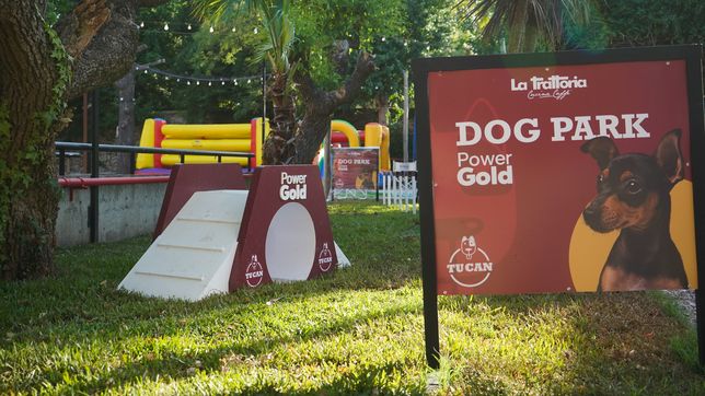 la trattoria de gonnet abrio el primer dog park gastronomico de la plata