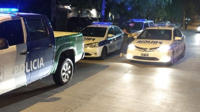 ataco a su novia, ella se defendio y lo apunalo en el pecho