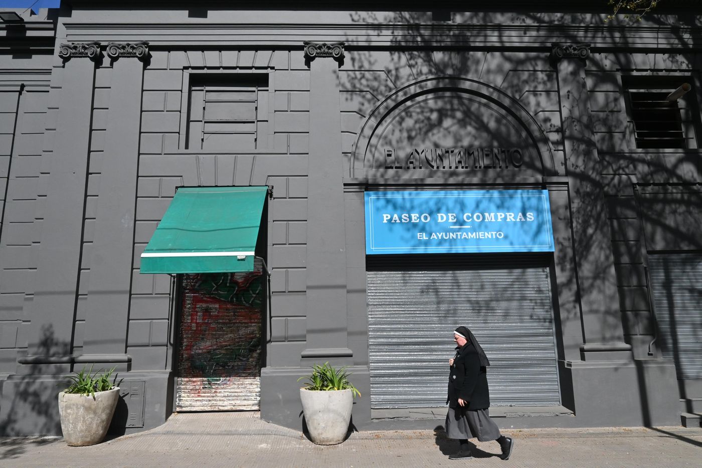 Paseo de compras El Ayuntamiento (2).jpeg