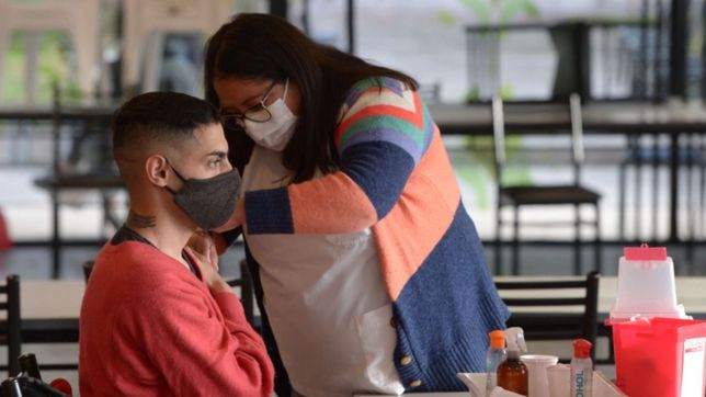 el gobierno dio a conocer cual sera el orden de vacunacion para chicos de 12 a 17 anos