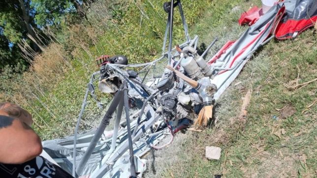 grave accidente aereo: volaba en aladelta, choco con un cable y lucha por su vida