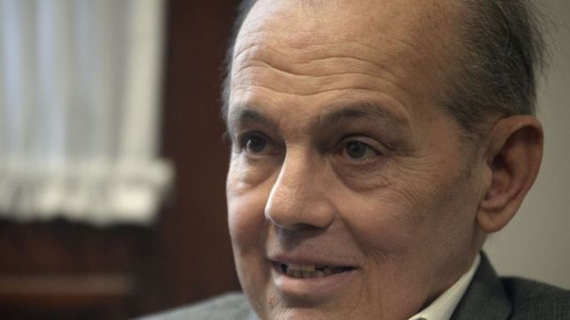 alejandro sabella y la grave situacion del futbol: quien este exento, que tire la primera piedra