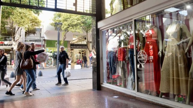 con promociones y grandes descuentos, llega la semana de la moda a la plata