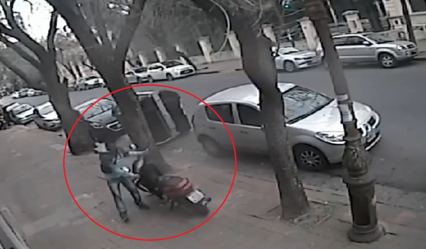 Robo de una moto (1).png