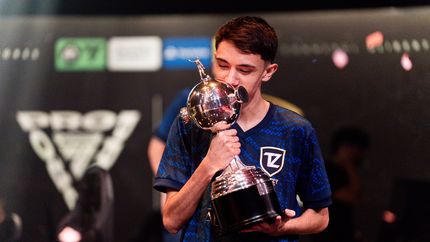 El hijo de Cowen salió campeón de la Copa Libertadores e-Sports 2025