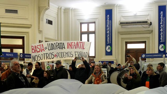 agencieros de loterias bonaerenses realizaran una protesta en la plata