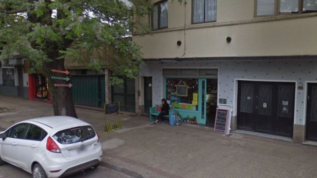 robo en manada en un almacen platense: escaparon con la recaudacion y cigarrillos