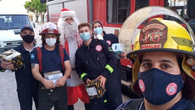 papa noel sale de gira con regalos por berisso y estos seran sus recorridos