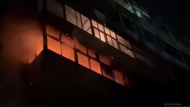 fuego, alarma y evacuados en un edificio ubicado a metros del bingo de la plata
