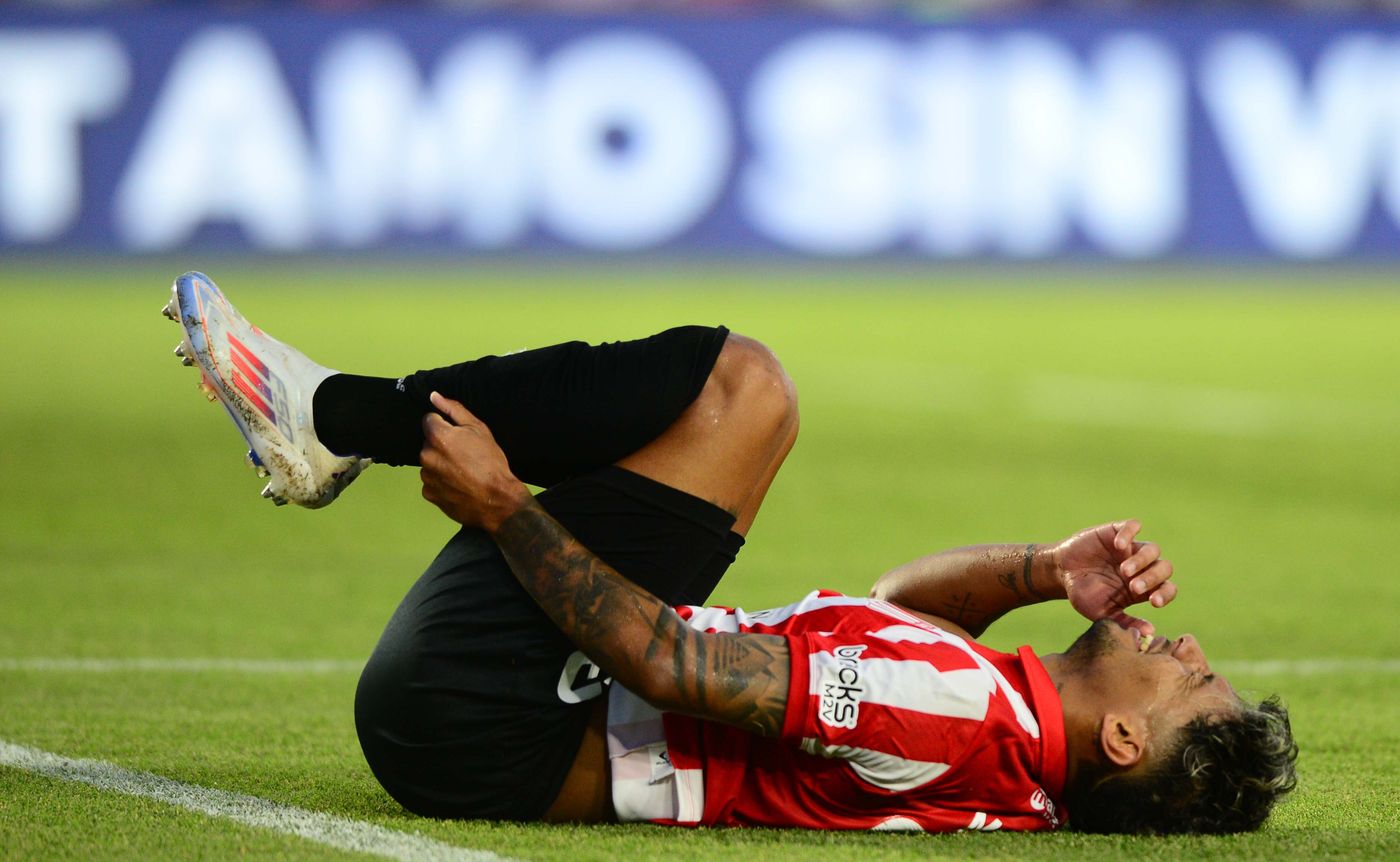 Estudiantes Newells Medina.jpg