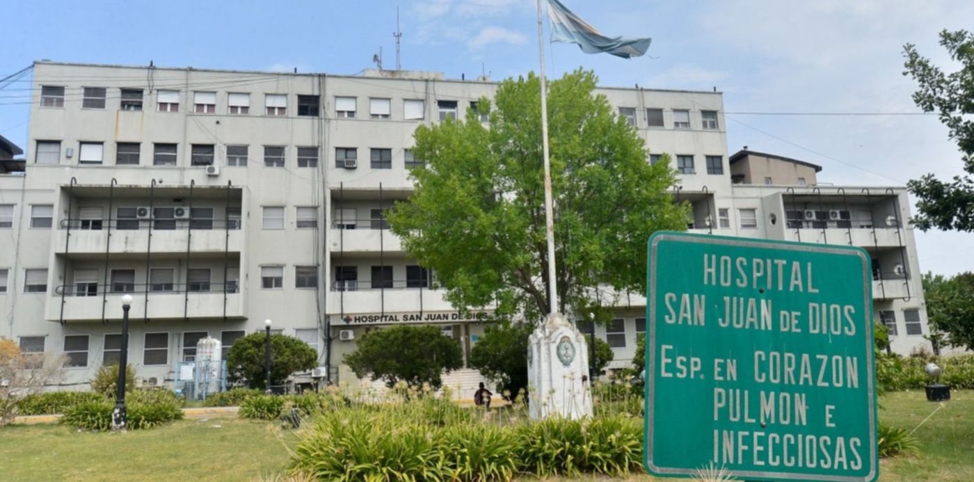 1583779895059.jpg?width=1492&scaleX=1&scaleY=1&ow=1500&oh=998&x=7&y=139&height=746&rotate=0&&cw=1920&ch=950