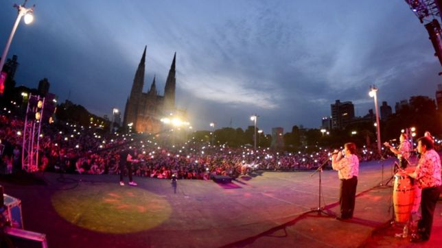 julio garro explico por que el 19 de noviembre no sera feriado en la plata