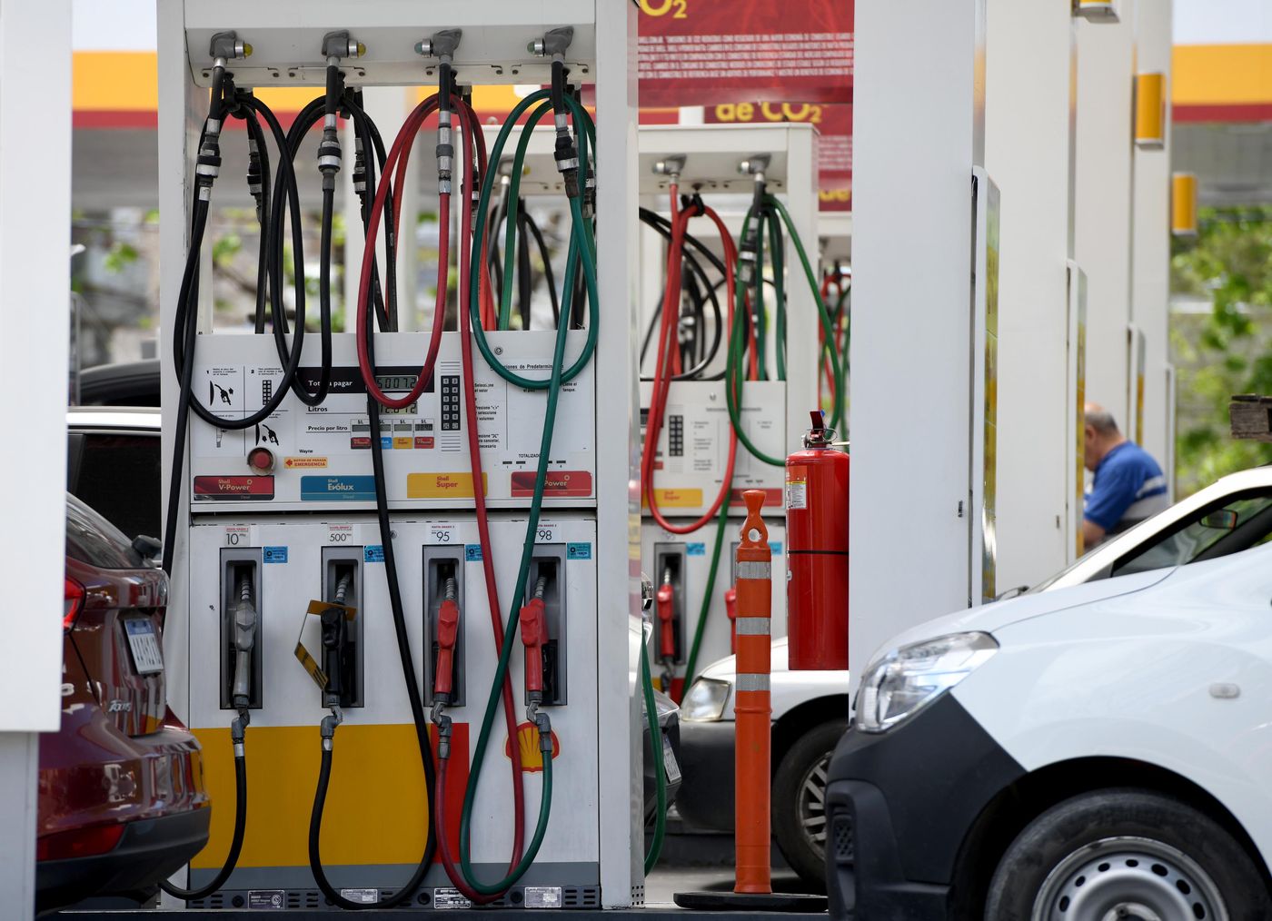 La venta de combustibles comienza a normalizarse en La Plata y los alredeores