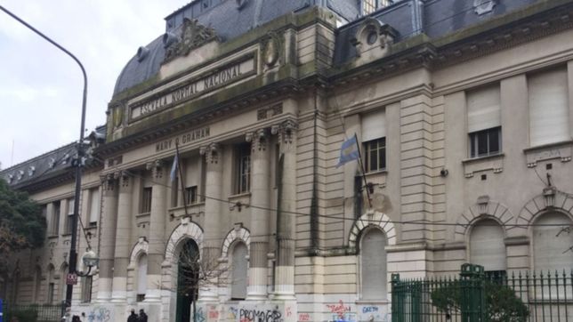 las obras no estan terminadas y el normal 1 prolonga la virtualidad de las clases