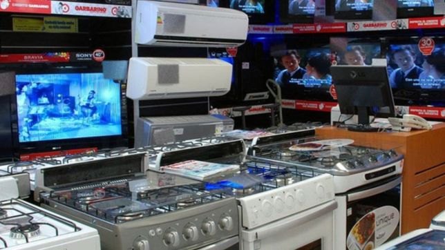 el gobierno busca cerrar un acuerdo de precios para electrodomesticos y electronicos