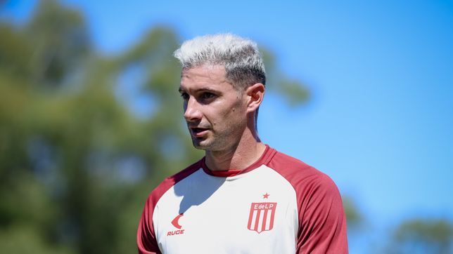 lucas alario tuvo su primer entrenamiento con estudiantes y se presento ante el plantel
