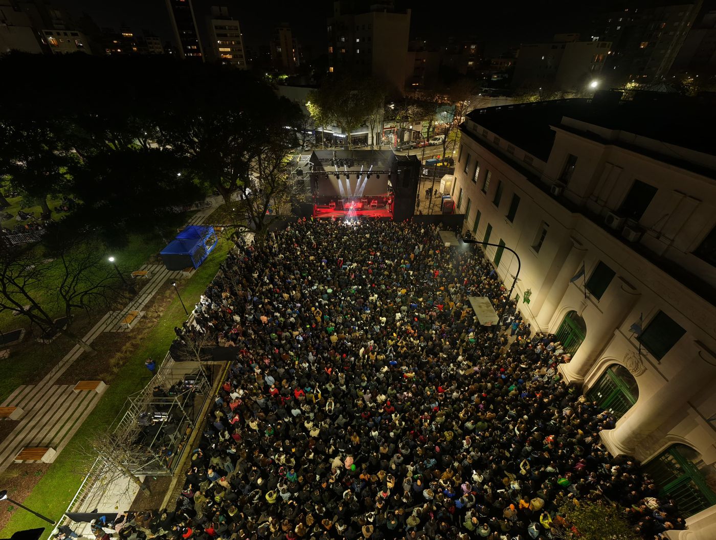 Santiago Motorizado en la inauguración de Plaza Rocha (4).jpeg