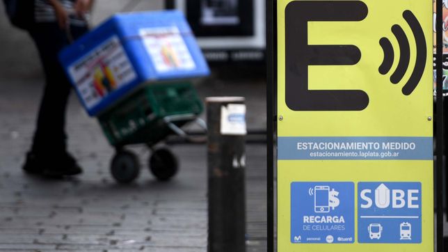 aumenta el costo del estacionamiento medido en la plata