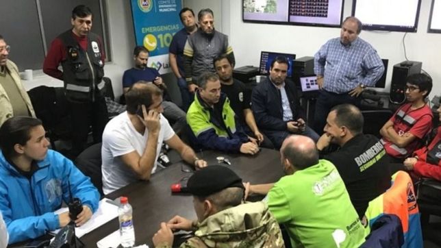 julio garro agradecio el trabajo de las fuerzas de seguridad, el same y defensa civil tras las inundaciones en la plata