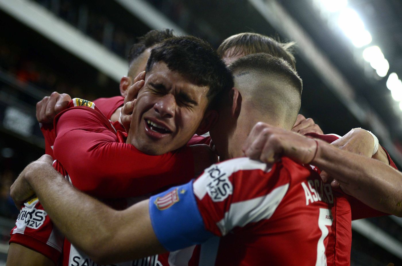 Estudiantes Independiente Rivadavia Pérez festejo gol 2