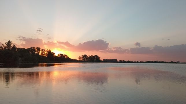 el destino con campo, laguna y buenos platos para una escapada perfecta a tan solo 2 horas de la plata