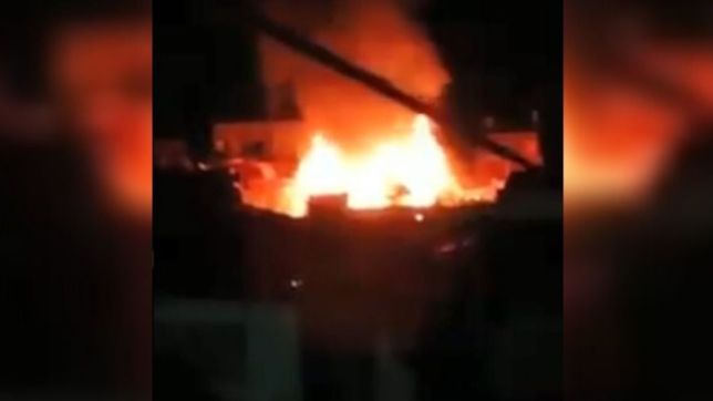 incendio y tragedia: un hombre murio mientras dormia en su casa de la plata