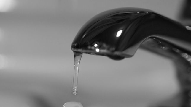 absa anuncia obras y podria haber menos presion de agua en tres barrios de la plata