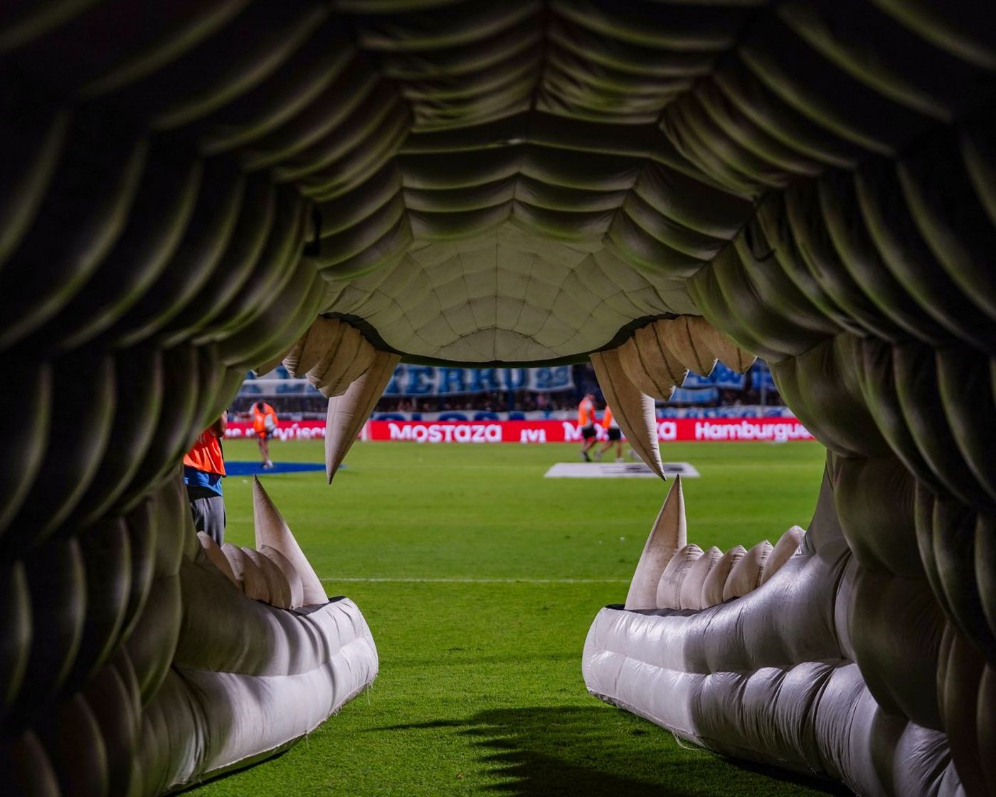 Gimnasia cancha clásico Estudiantes (3).jpg