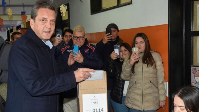 voto sergio massa y pidio que los argentinos concurran a las urnas pensando en el futuro