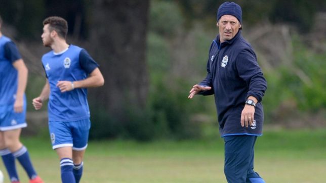 un ex jugador de estudiantes firmo contrato con gimnasia